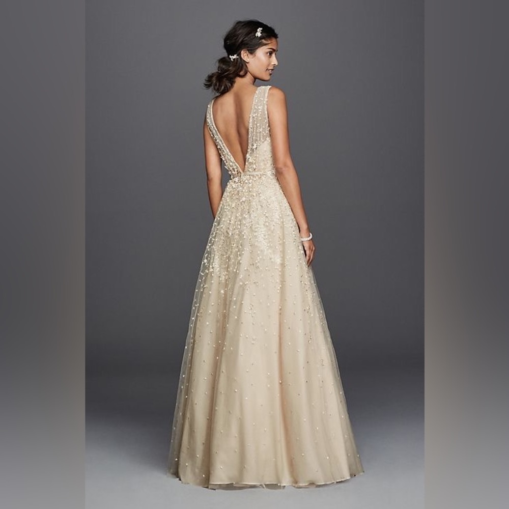👀 Beautiful size 16 champagne Melissa Sweet wedding dress. Perfect condition!! - Picture 4 of 5
